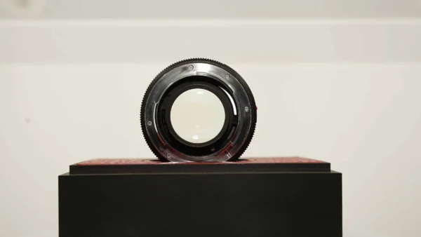 LEICA Summilux-R 50mm f/1.4 3 Cam Lens Boxed #2902393 - Image 3