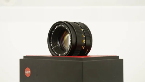 LEICA Summilux-R 50mm f/1.4 3 Cam Lens Boxed #2902393 - Image 5