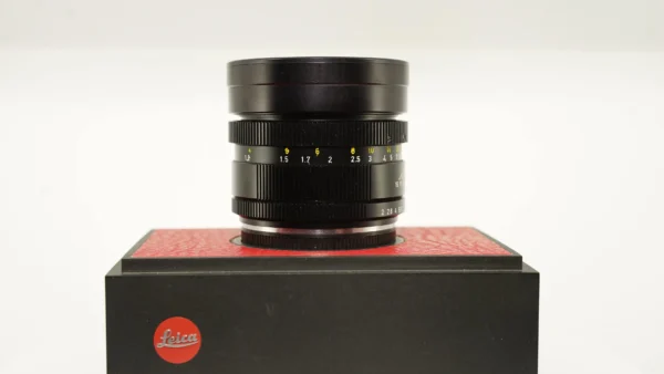 LEICA Summicron-R 90mm f/2 MF 3 Cam Lens Boxed #2812910 - Image 9