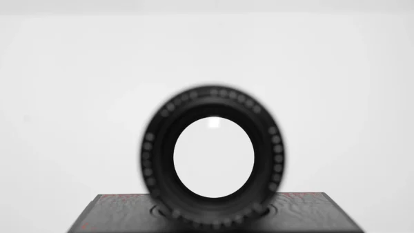 LEICA Elmarit-R 135mm f/2.8 MF 3 Cam Lens #2984477 Pristine/Near Mint - Image 3