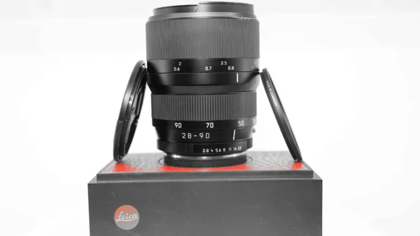 BARGAIN:  LEICA Vatio-Elmar-R 28-90mm f/2.8-4.5 Aspherical Lens ROM #3973528 - Image 3