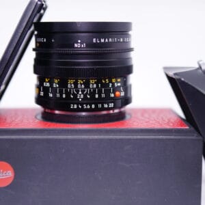 LEICA Elmarit-R 19mm f/2.8 Lens ROM VII #3902036