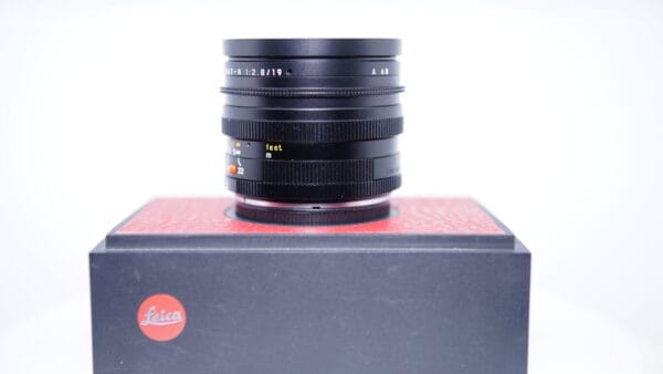 LEICA Elmarit-R 19mm f/2.8 Lens ROM VII #3902036 - Image 3