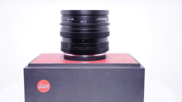 LEICA Elmarit-R 19mm f/2.8 Lens ROM VII #3902036 - Image 4