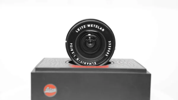 LEICA Elmarit-R 24mm f/2.8 MF 3 Cam Lens Boxed #3328685 MINT - Image 8