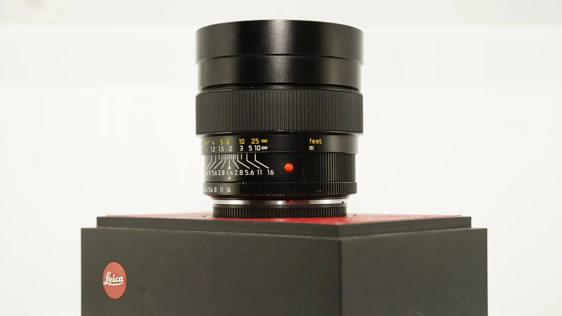 LEICA Summilux-R 35mm f/1.4 MF Lens ROM Boxed #3838774 Pristine/Near Mint - Image 4