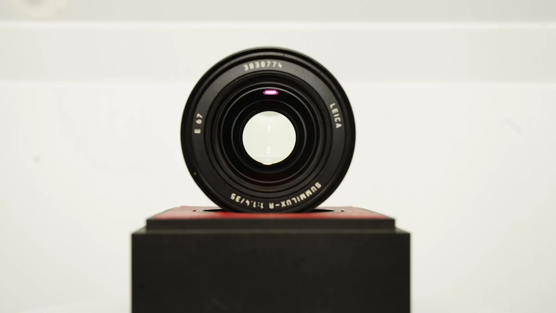 LEICA Summilux-R 35mm f/1.4 MF Lens ROM Boxed #3838774 Pristine/Near Mint - Image 10