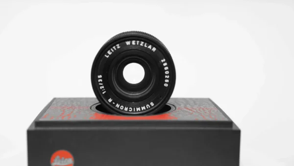 LEICA Summicron-R 35mm f/2 MF 3 Cam Lens Boxed #2860260 - Image 9