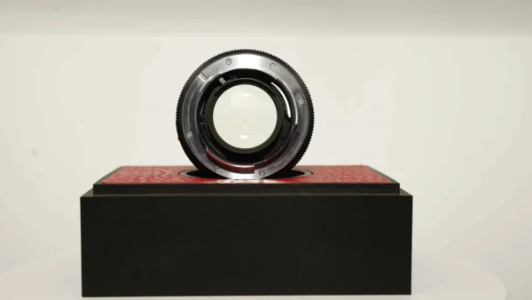 LEICA Summilux-R 50mm f/1.4 MF 3 Cam Lens #2953533 Pristine/Mint - Image 10