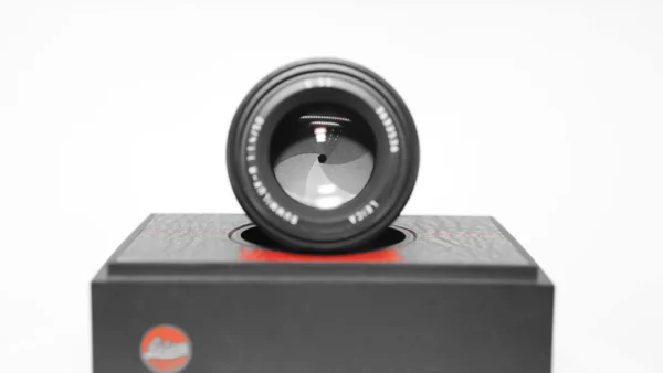 LEICA Summitlux-R 50 mm f/1.4 MF "Leica R Only" Lens Boxed #3633536 - Image 8