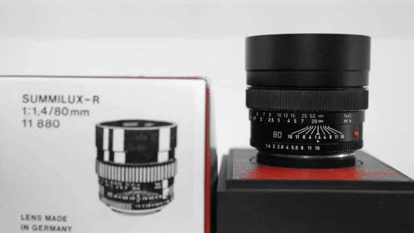 LEICA Summilux-R 80mm f/1.4 MF 3 Cam Lens Boxed #3054921