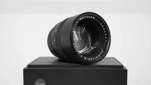 LEICA Summilux-R 80mm f/1.4 MF 3 Cam Lens Boxed #3054921 - Image 9