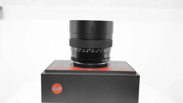 LEICA Summilux-R 80mm f/1.4 MF 3 Cam Lens Boxed #3203748 - Image 6